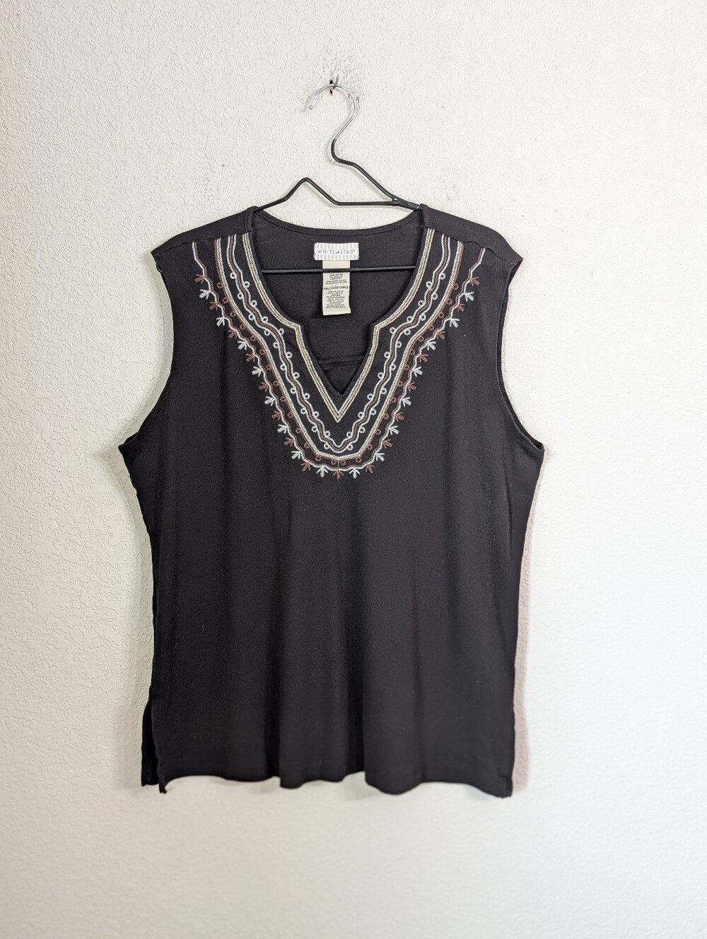 White Stag Cotton Black Sleeveless Top Size 2X Split V-Neck Embroidered Bohemian